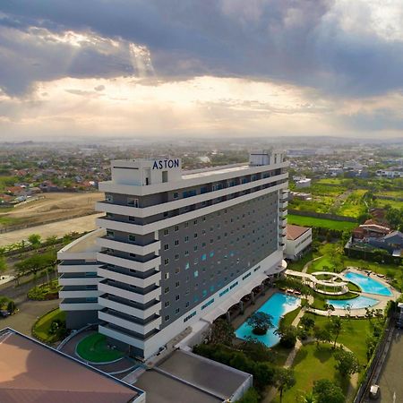 Aston Cirebon Hotel And Convention Center Exterior photo