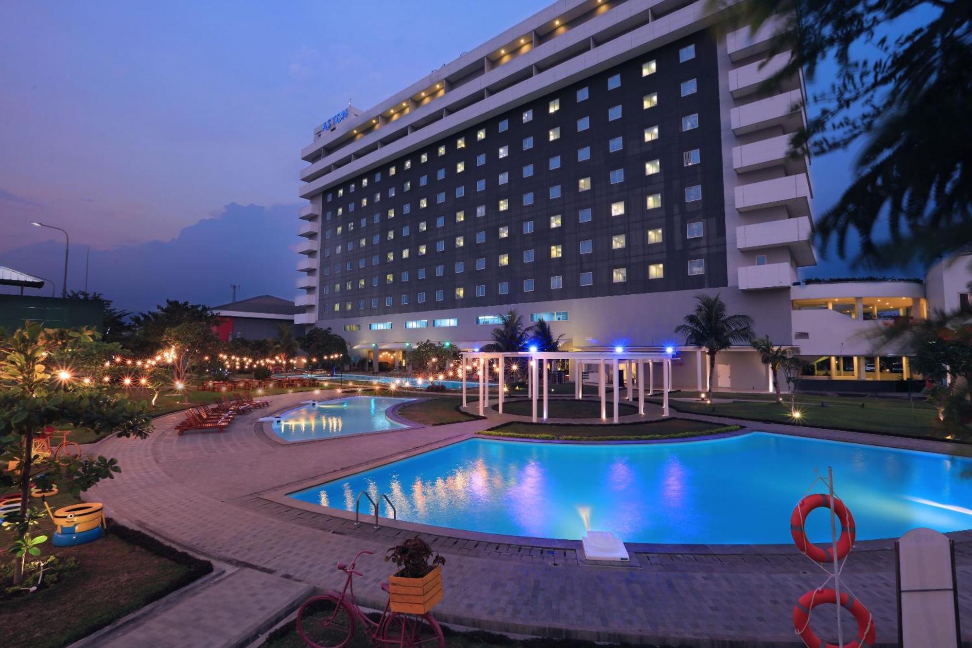 Aston Cirebon Hotel And Convention Center Exterior photo